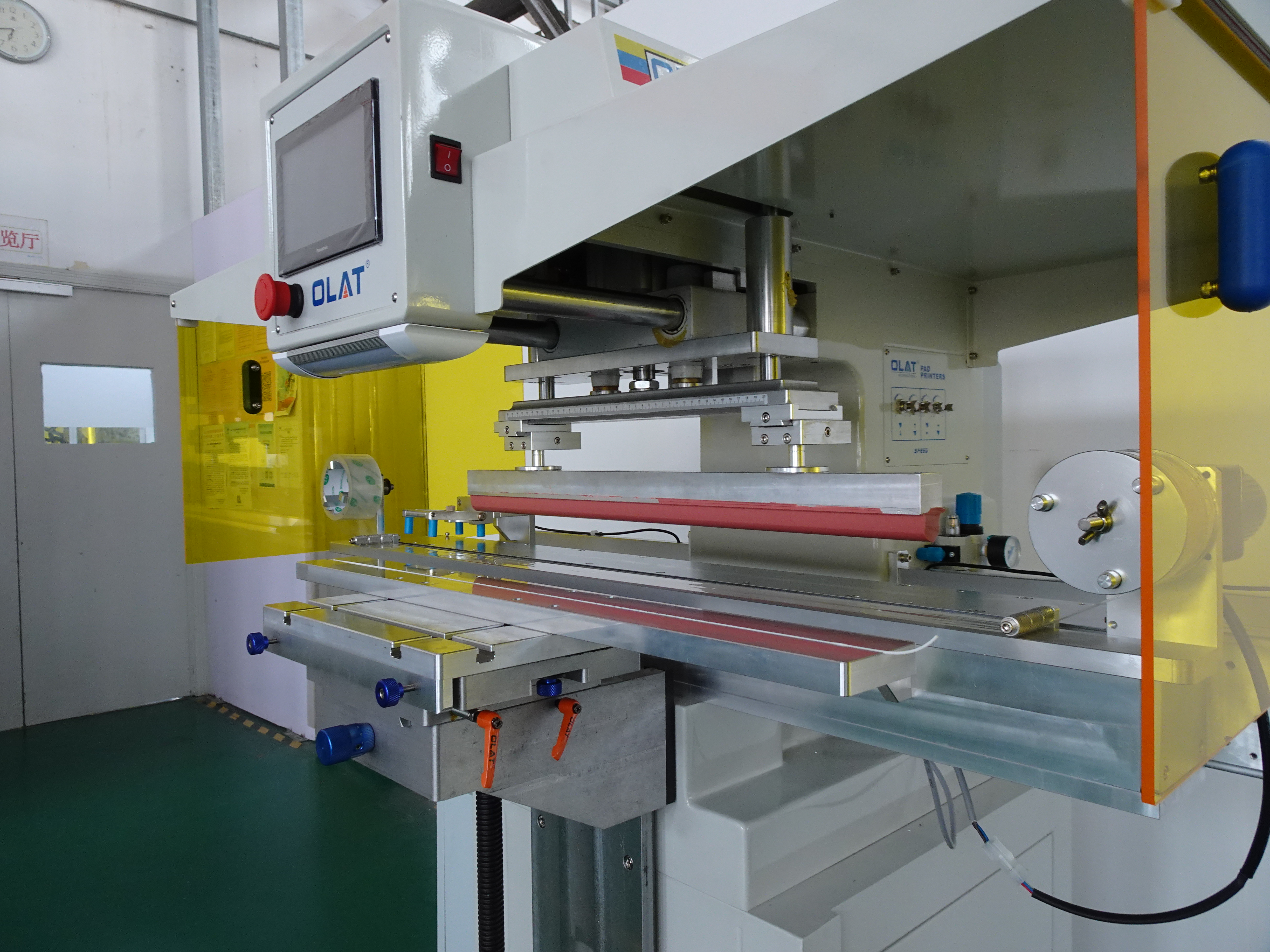 横行油盅移印机攻克医疗导管与长杆工件印刷难题